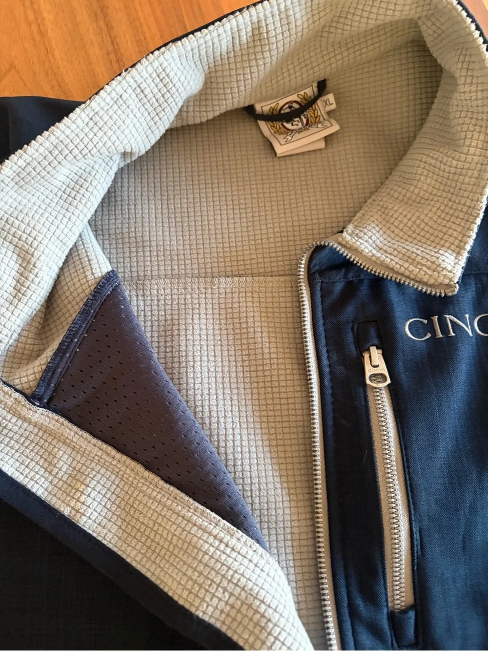 Cinch Men’s Navy Blue Softshell Vest